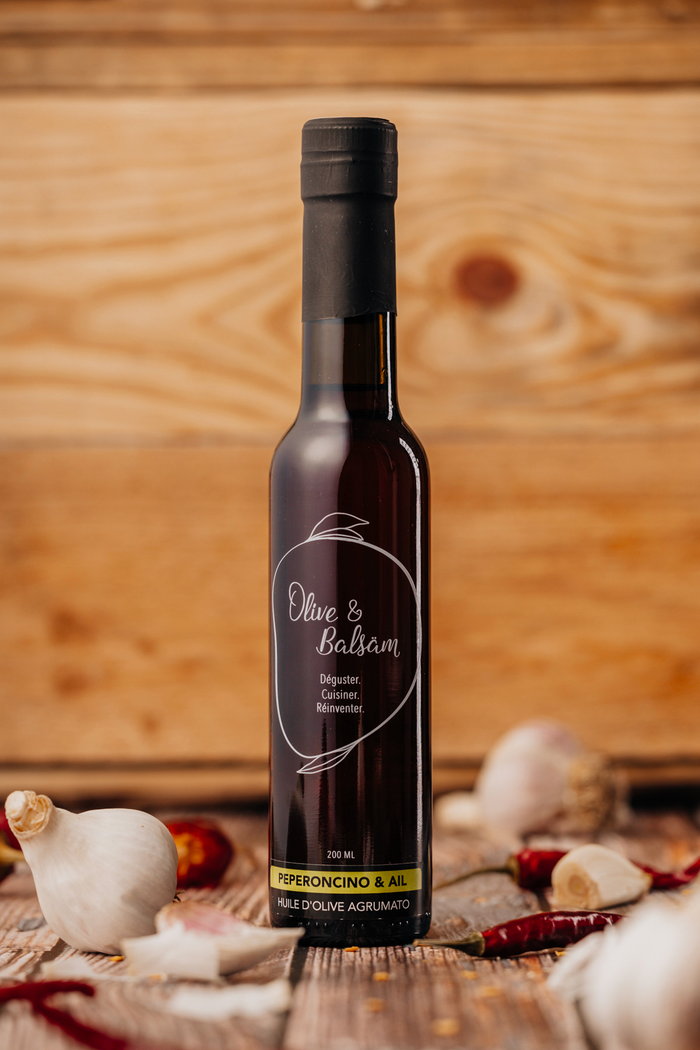 Huile d'olive extra vierge Pressato - Peperoncino & Ail